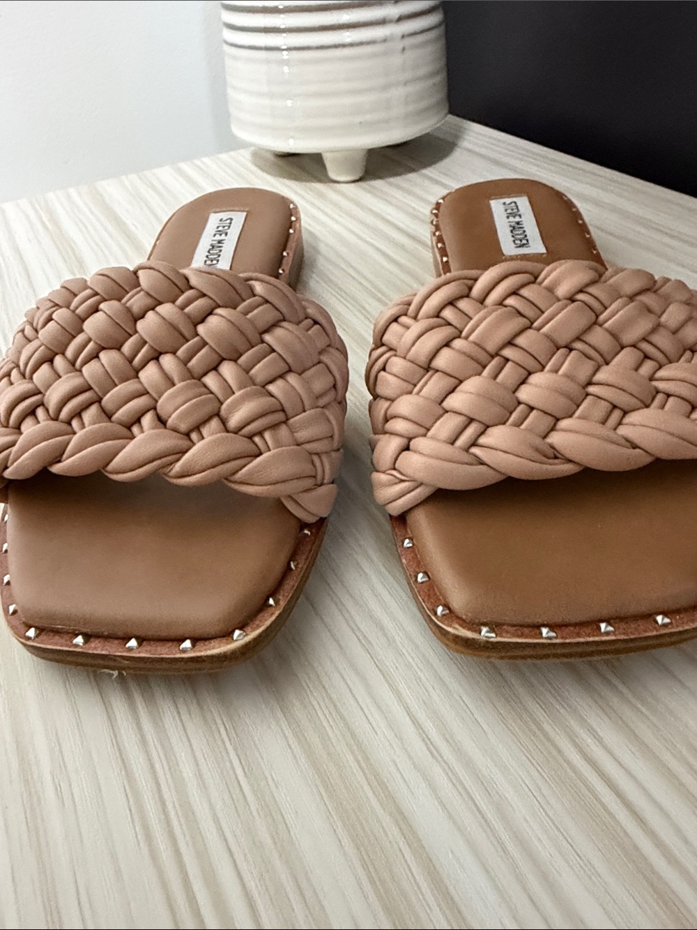 Steve Madden Braided Slide Sandals in Nude/Tan!! EUC!! - Picture 3 of 6